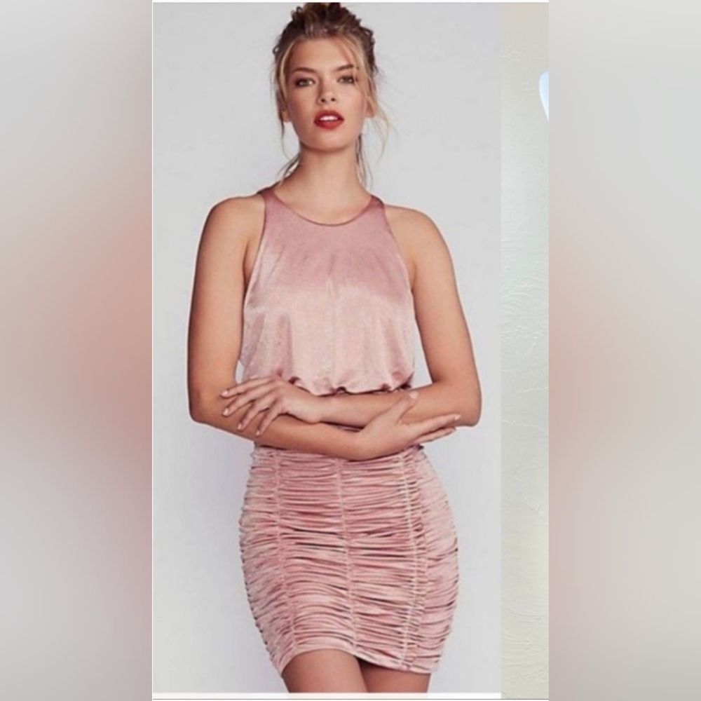 2/30 Free People metallic pink rouched bodycon dress